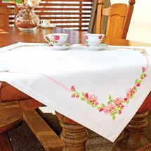 Kit de nappe à broder - Luca-S - Fleurs de pommiers 1