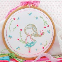 Kit de broderie sur tambour - Tamar Nahir Yanai - Fille du printemps